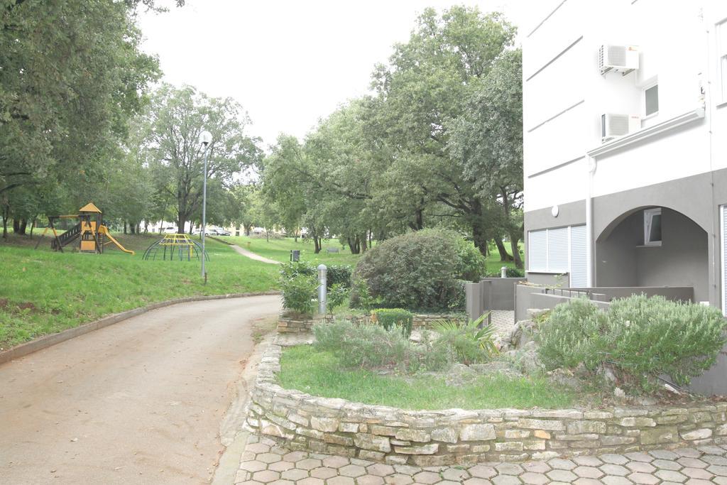 Apartment Rona Volta *